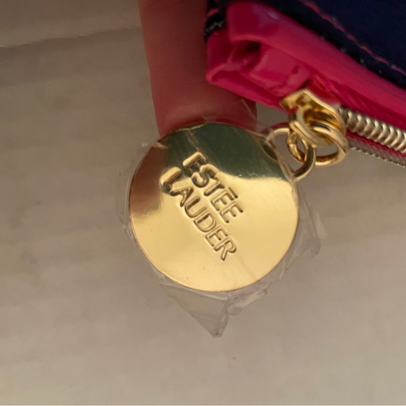 NWT Estee Lauder Makeup Bag - Picture 4 of 6